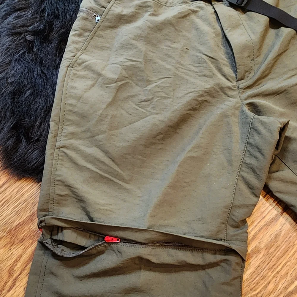 NEW The North Face Convertible Pants that Zip off into shorts!  Men's Size 36